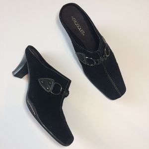 Aerosoles Black Suede Slip on Heels Sz 9M